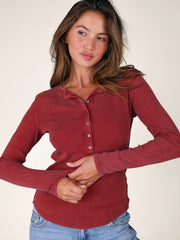 Layer Up Ribbed Henley - Red Clay