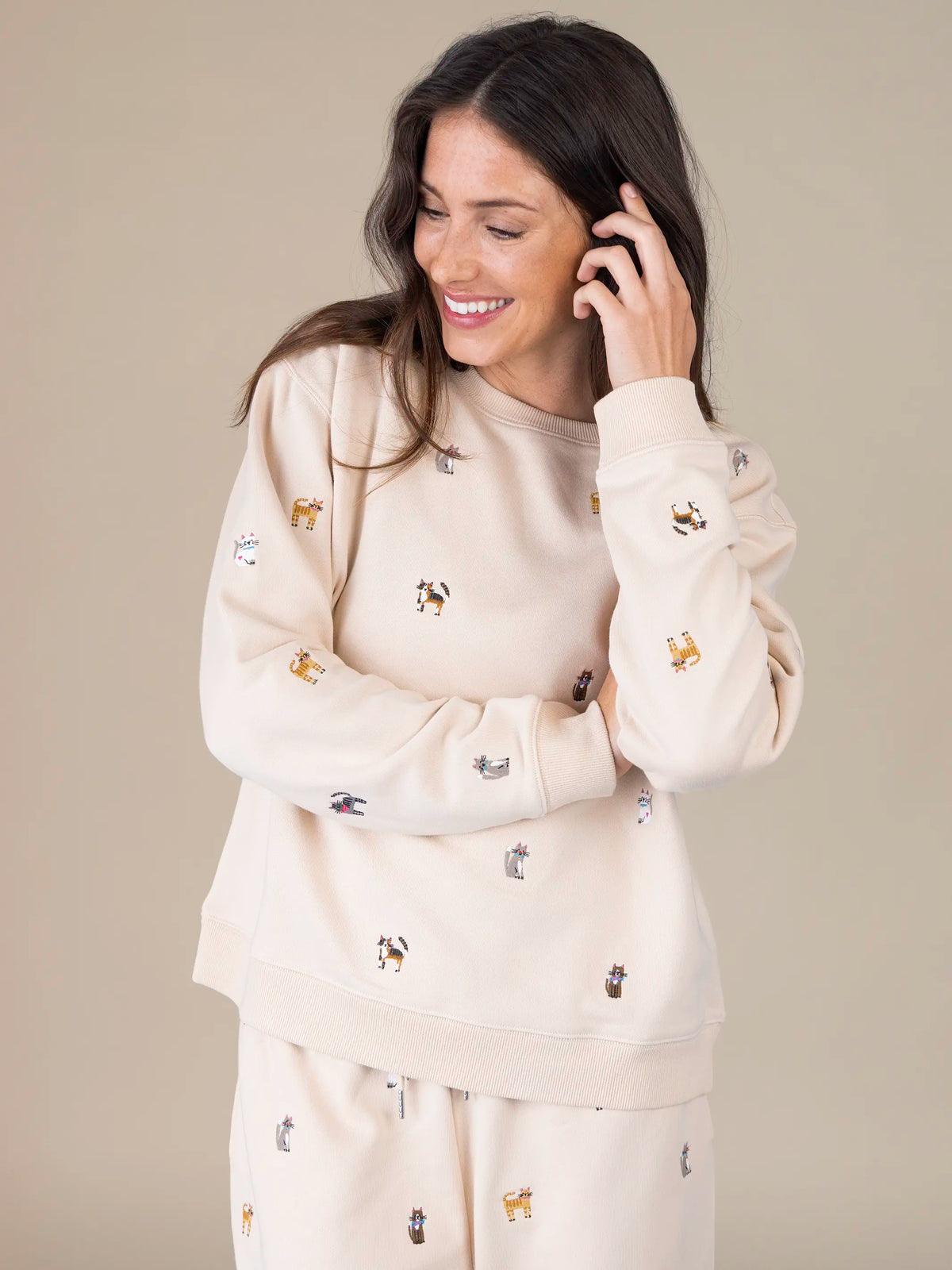 Fave Little Things Embroidered Sweatshirt - Cream Cats