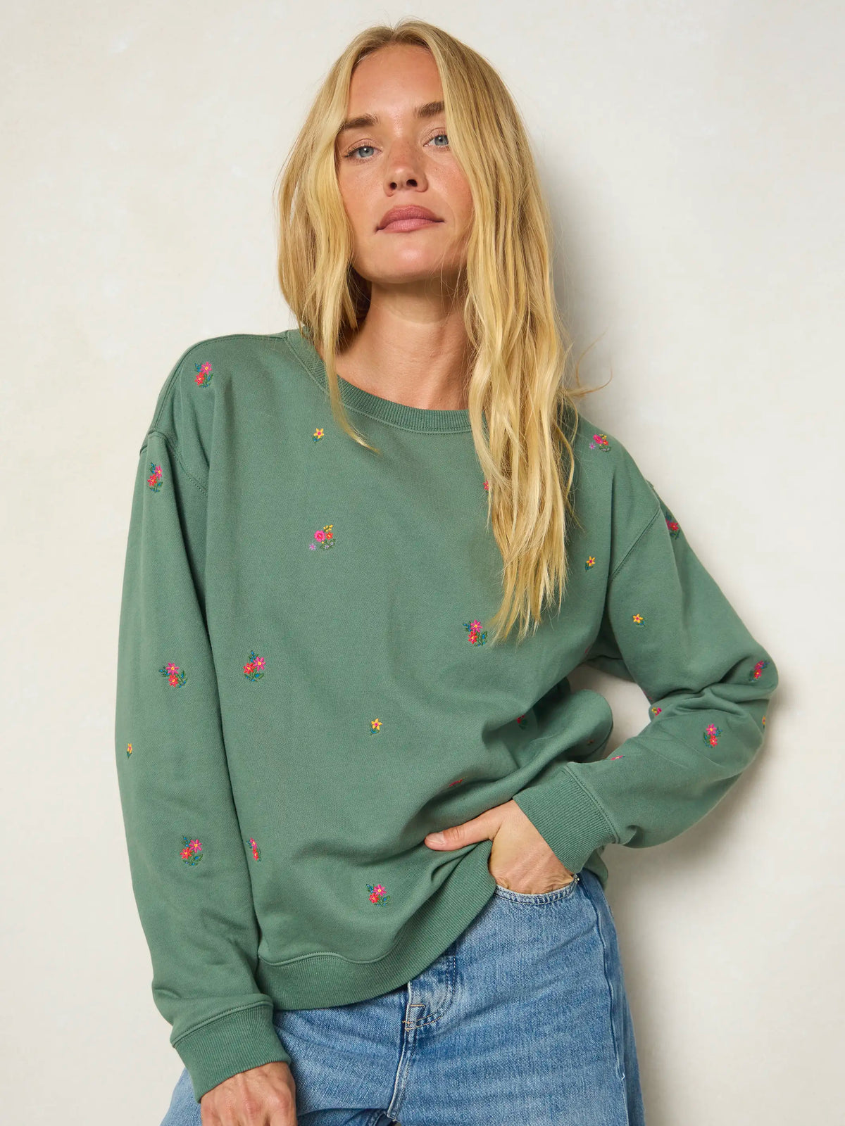 Fave Little Things Embroidered Sweatshirt - Olive Floral