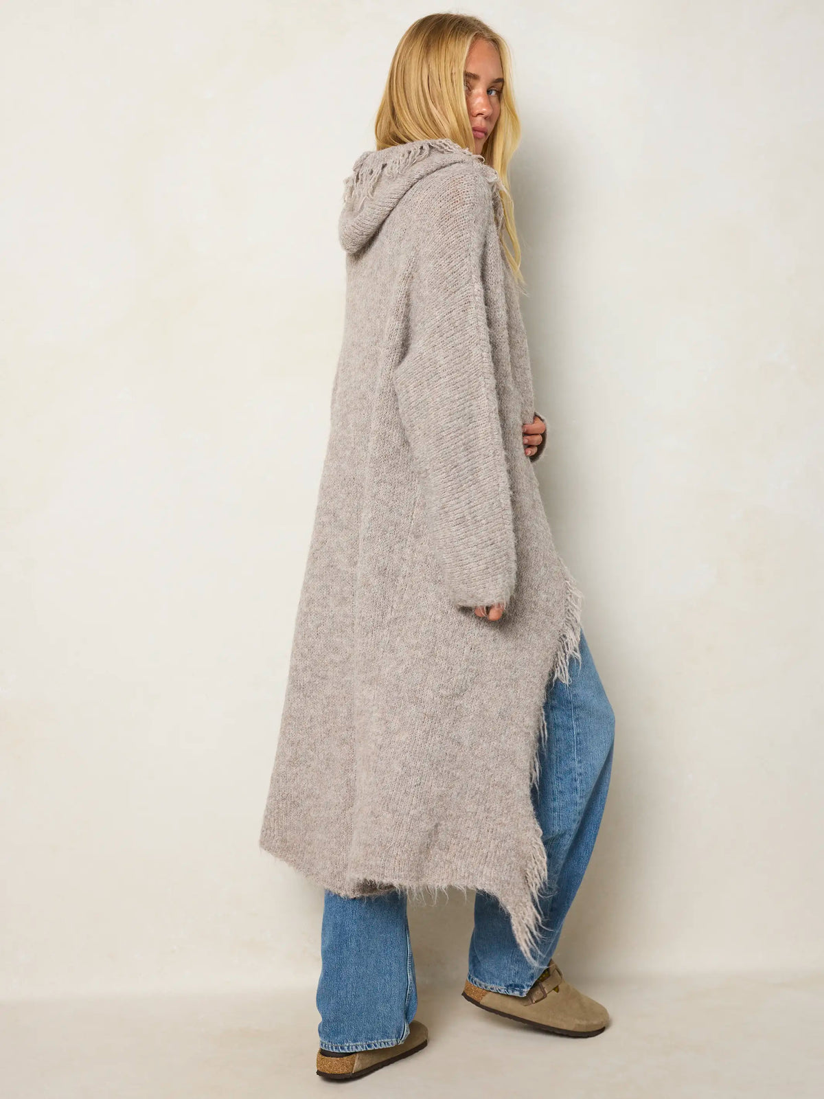 On the Fringe Duster - Mushroom